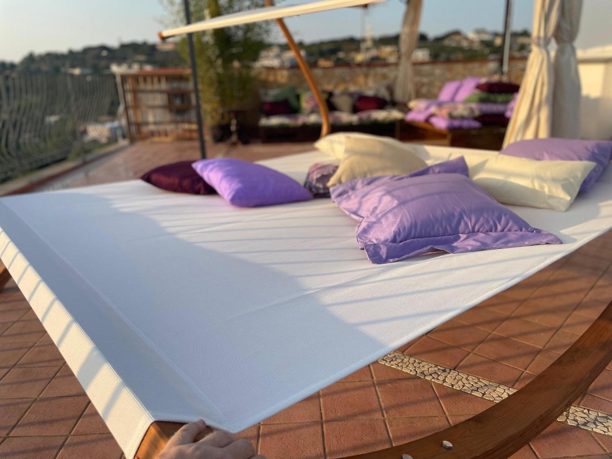 Domus Parva - Villa Con Bio-Piscina, Spa Privata E Appartamenti Panoramici Баколи Екстериор снимка