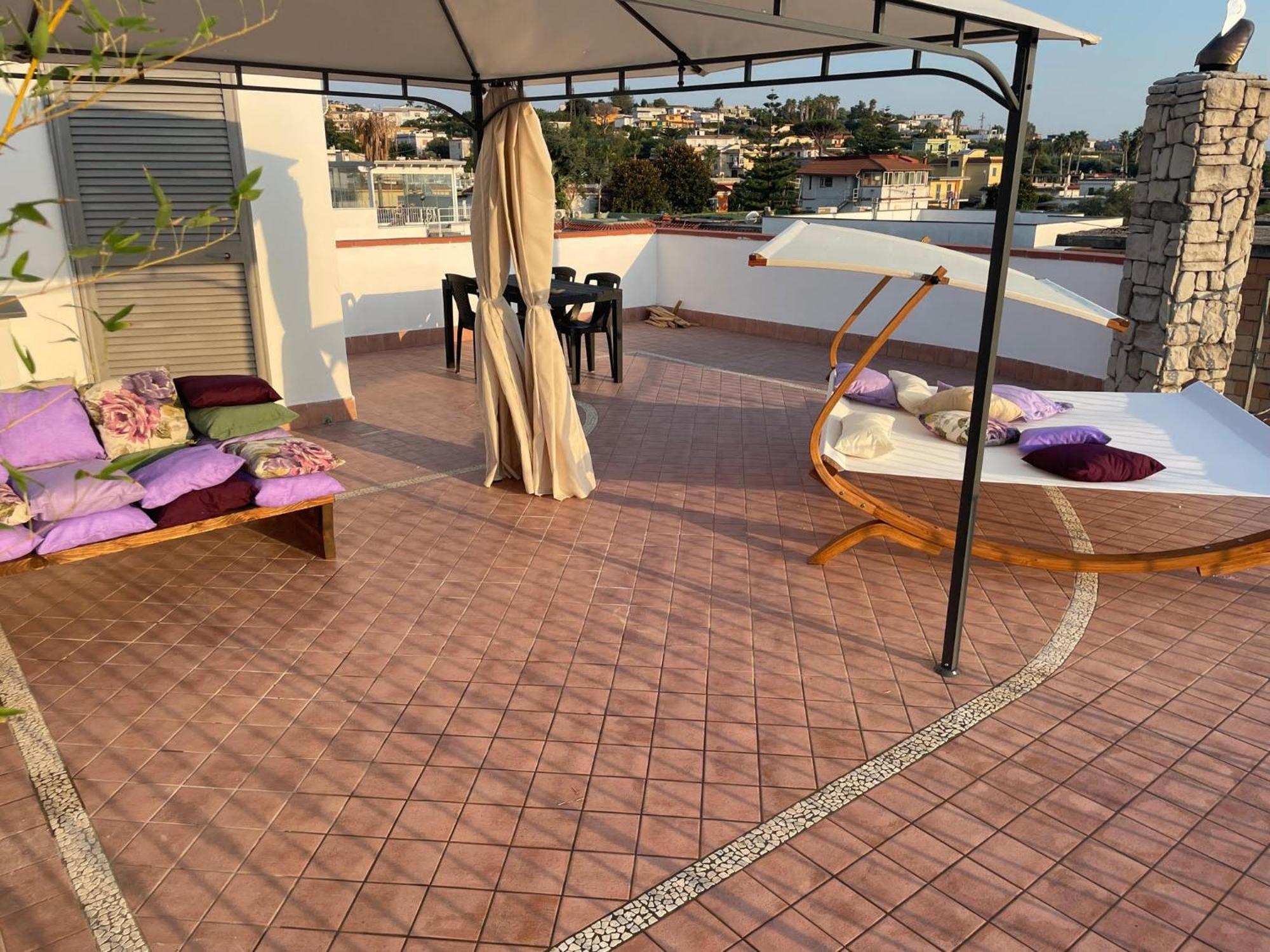 Domus Parva - Villa Con Bio-Piscina, Spa Privata E Appartamenti Panoramici Баколи Екстериор снимка