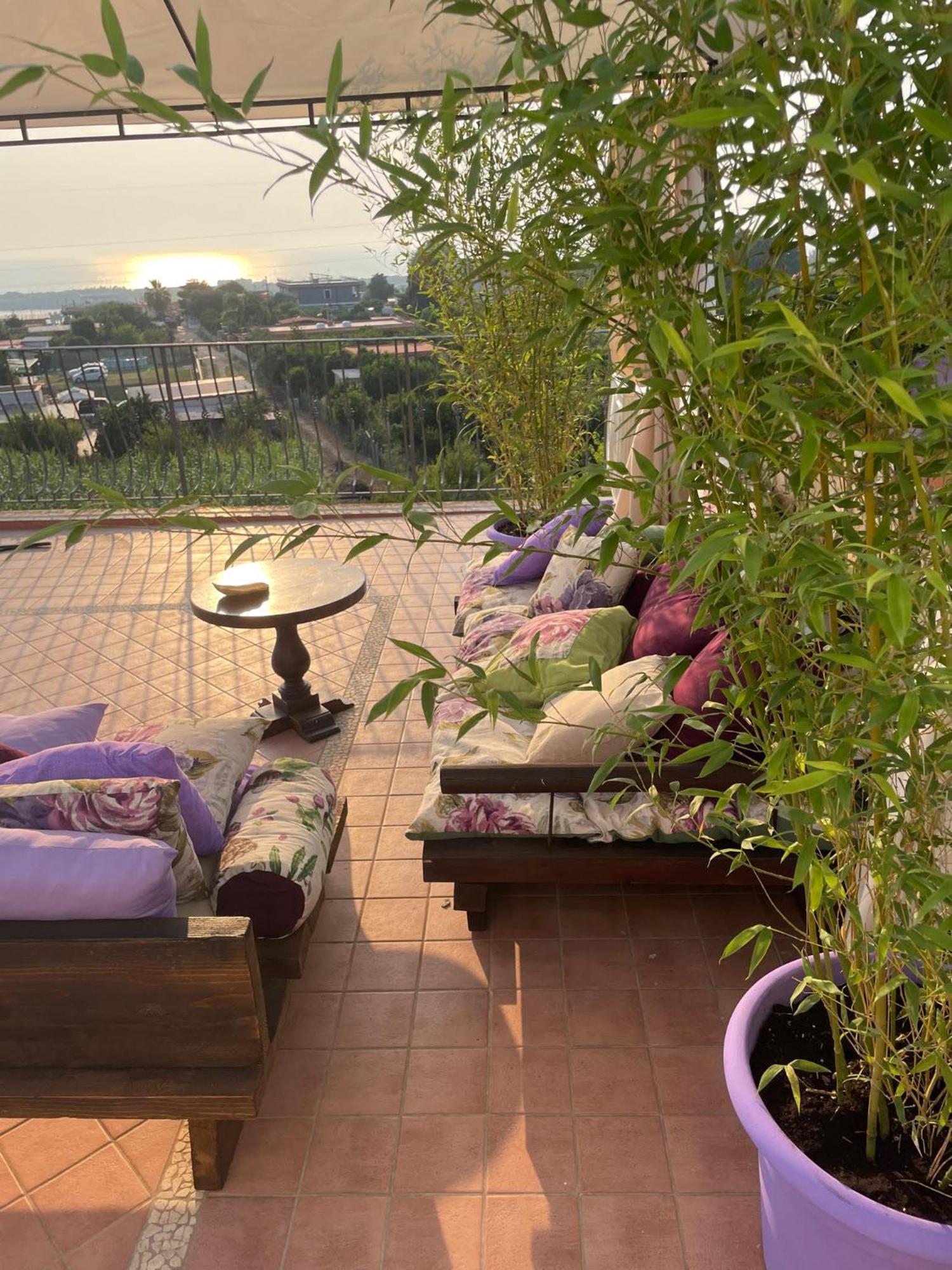 Domus Parva - Villa Con Bio-Piscina, Spa Privata E Appartamenti Panoramici Баколи Екстериор снимка